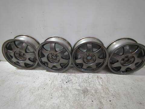 Juego LLantas Toyota Prius BASIS 78CV 57KW