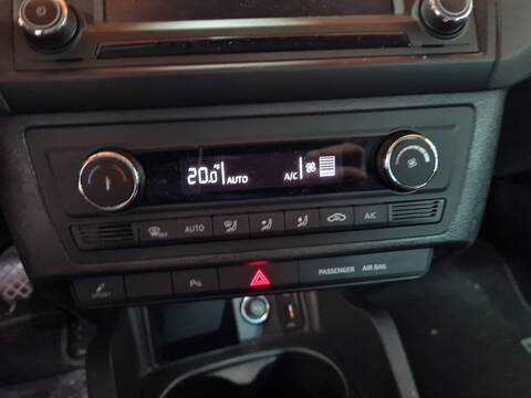 Foto 4ª: Mando Climatizador Seat Ibiza FR 105CV 77KW [CUTA] (2016)
