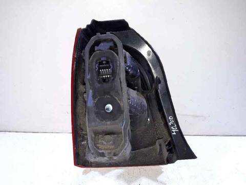 Foto 3ª: Piloto Trasero Derecho Renault Twingo 1.5 DCI DIESEL 64CV 47KW [K9K740] (2007)