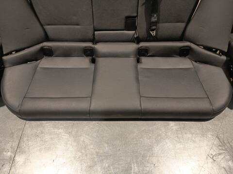 Foto 3ª: Asientos Traseros Bmw X1 SDRIVE 20 D 184CV 135KW [N47D20C] (2012)