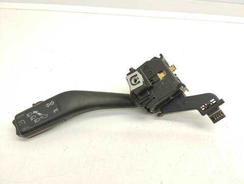 Foto 1ª: Mando Multifuncion Volkswagen Tiguan 2.0 TDI 140CV 103KW [CBA] (2008)