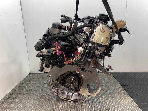 Foto 2ª: Motor Completo Audi A4 AWX BERLINA (2001)