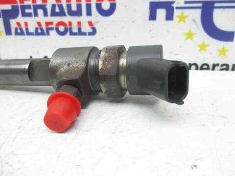 Foto 3ª: Inyectores Fiat Stilo 192A1000 (2001)