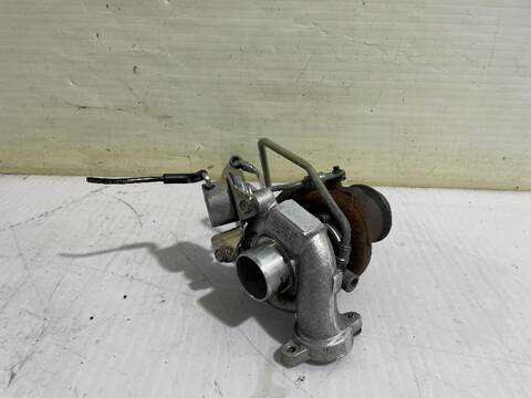 Foto 2ª: Turbocompresor Ford Focus BUSINESS 90CV (2007)