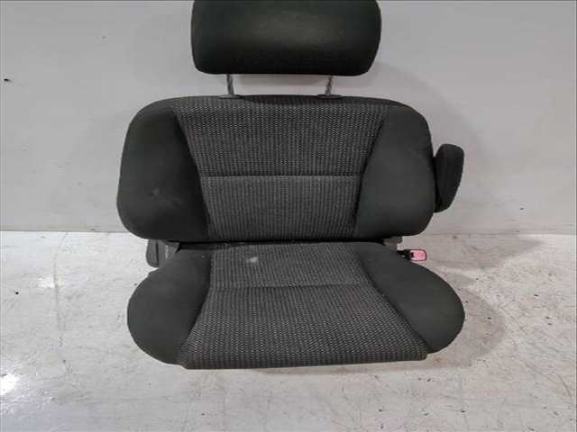 Foto 2ª: Asiento Delantero Derecho Toyota Corolla 2.2 D-4D AUR10_) 177CV [2AD-FHV] (2004)