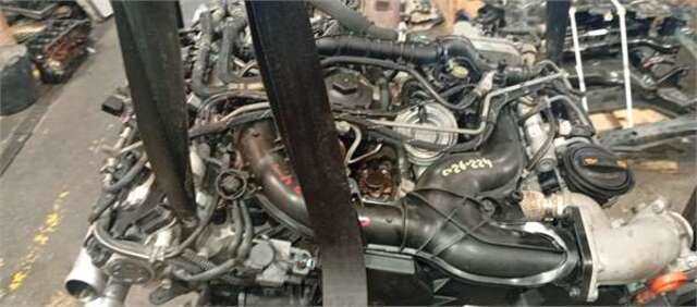 Foto 3ª: Motor Completo Volkswagen Touareg 3.0 TDI V6 MOTION [3.0 LTR. - 165 KW V6 TDI DPF]