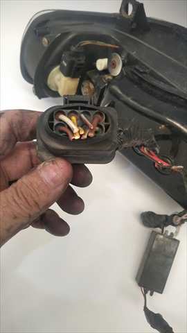Foto 3ª: Faro Derecho Seat Toledo 1.9 TDI [D/ARL] (2002)