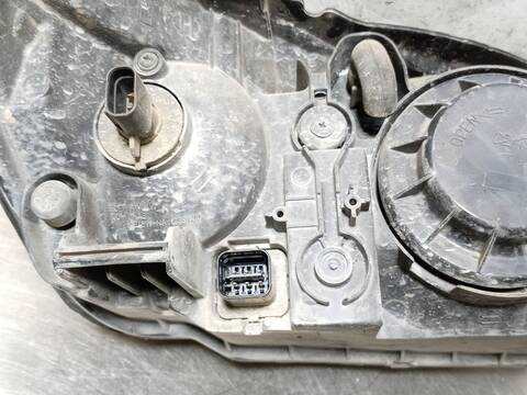 Foto 4ª: Faro Izquierdo Kia Cerato 1.6 CRDI HATCHBACK 115CV 85KW [D4FB] (2006)