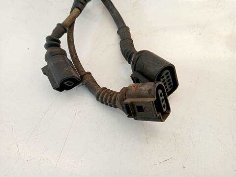 Foto 3ª: Mangueta Delantera Izquierda Volkswagen Touareg 5.0 V10 TDI 313CV (2002)