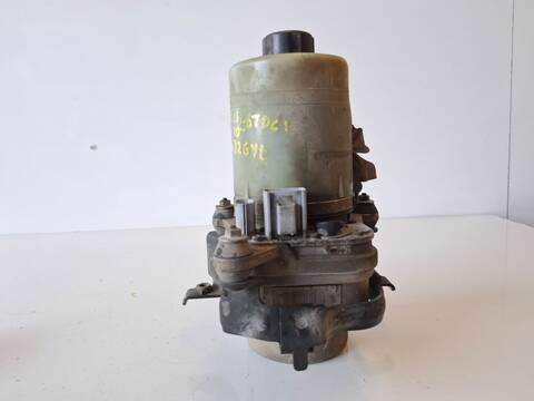 Bomba de Direccion Ford Focus TREND 1.6 TDCI CAT 90CV
