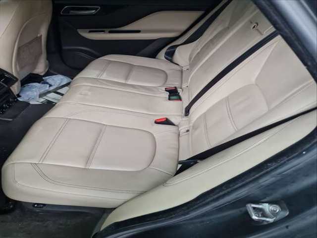Foto 2ª: Asientos Traseros Jaguar F Pace PRESTIGE 179CV 132KW [204DTD] (2016)