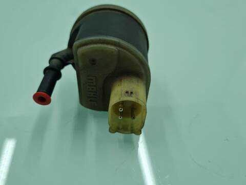 Foto 2ª: Bomba Combustible Bmw Serie 1 114 118D 143CV 105KW [N47D20C] (2012)