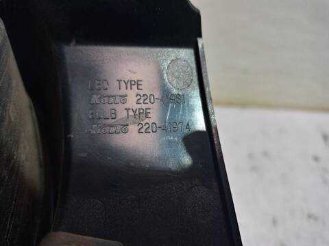 Foto 3ª: Piloto Trasero Derecho Mazda 3 CENTER-LINE 150CV [SHY6  SHY4] (2013)