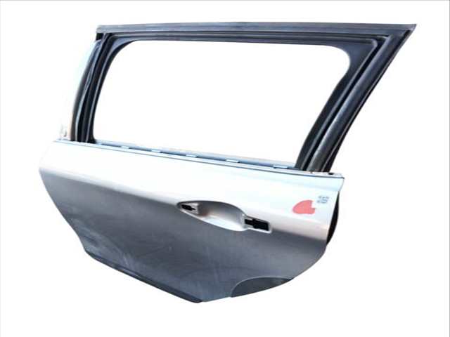 Foto 3ª: Puerta Trasera Izquierda Peugeot 2008 1.2 PURETECH 82 (2013)