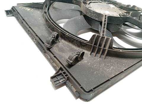 Foto 2ª: Electroventilador Maserati Levante 3.0 D Q4 275CV 202KW [M 16164 D] (2017)