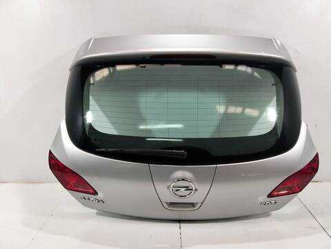 Portón Opel Astra COSMO 1 16V CDTI 110CV