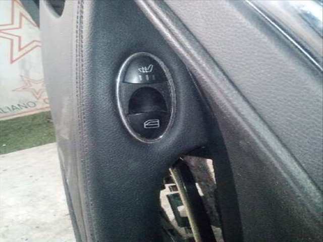 Foto 3ª: Tapizados Cartoneras Mercedes Clase C 160 350 219.356) 272CV 200KW [272964] (2004)