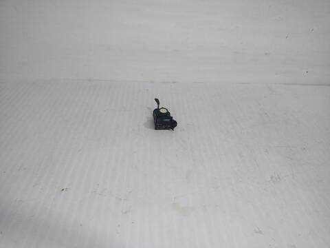 Foto 2ª: Antena Volkswagen Touran ADVANCE BMT 110CV [CRKB] (2015)