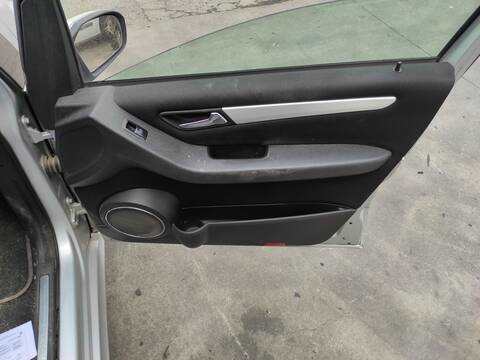 Foto 1ª: Tapizados Cartoneras Mercedes Clase B 150 640941 (2008)