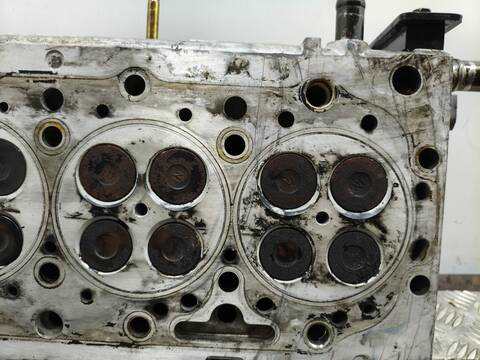 Foto 2ª: Culata Hyundai Terracan J3 (2003)