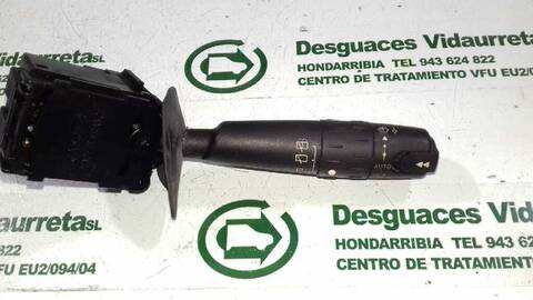 Foto 1ª: Mando Multifuncion Citroen Xsara 1.6I 16V EXCLUSIVE BERLINA 109CV 80KW [NFU] (2006)