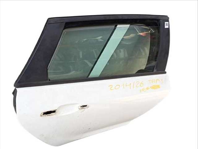 Puerta Trasera Derecha Opel Astra 1.6 CDTI 68)