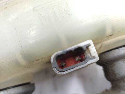 Foto 3ª: Bomba Freno Nissan Patrol 3.0 DTI 160CV 118KW [ZD30] (2004)