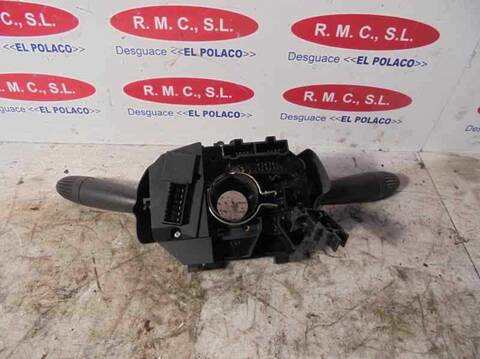 Foto 2ª: Mando Multifuncion Fiat Punto 1.2 CAT BERLINA 60CV 44KW [188A4000] (2003)