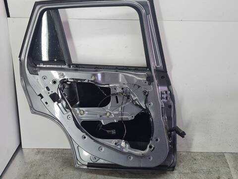 Foto 4ª: Puerta Trasera Izquierda Bmw X1 SDRIVE 20D 177CV 130KW [N47D20C] (2012)