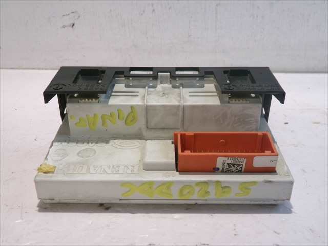 Foto 2ª: Consola Central Renault Megane 1.9 DCI 2002-2008 [F9QB8] (2004)