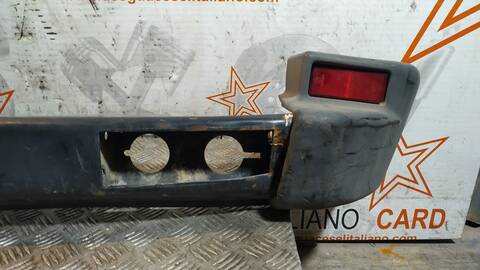 Foto 4ª: Paragolpes Trasero Land Rover Discovery TDI 5-PTAS.) 113CV 83KW [D21L] (1995)