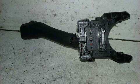 Foto 3ª: Mando Multifuncion Seat Alhambra 1.9 TDI 115CV 85KW [AUY] (2004)