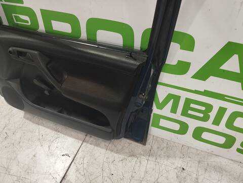 Foto 3ª: Puerta Delantera Derecha Volkswagen Golf 1.9 DIESEL BERLINA 64CV 47KW [AEY] (1996)