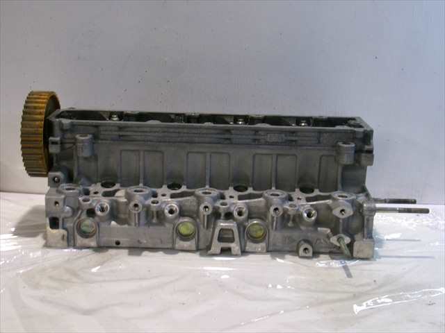 Foto 3ª: Culata Citroen C5 2.0 HDI 2001-2004 [RHZ] (2004)