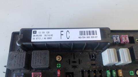 Foto 3ª: Caja Reles Fusibles Opel Astra COSMO 1.6 16V 105CV (2004)