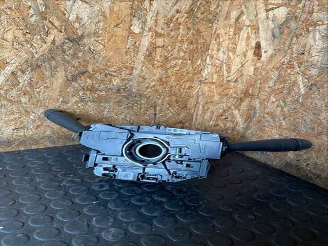 Foto 2ª: Mando Multifuncion Citroen C4 BUSINESS 1 12V E 110CV (2010)