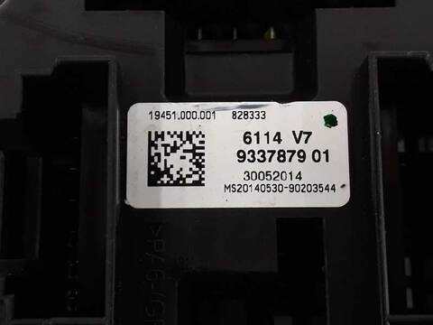 Foto 3ª: Caja Reles Fusibles Bmw Serie 1 114 2.0 TD 116CV [N47D20C] (2011)