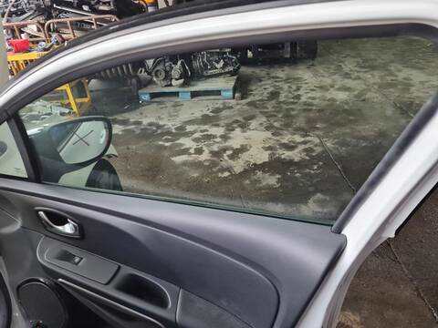 Elevalunas Eléctrico Delantero Derecho Renault Clio ZEN 89CV 66KW