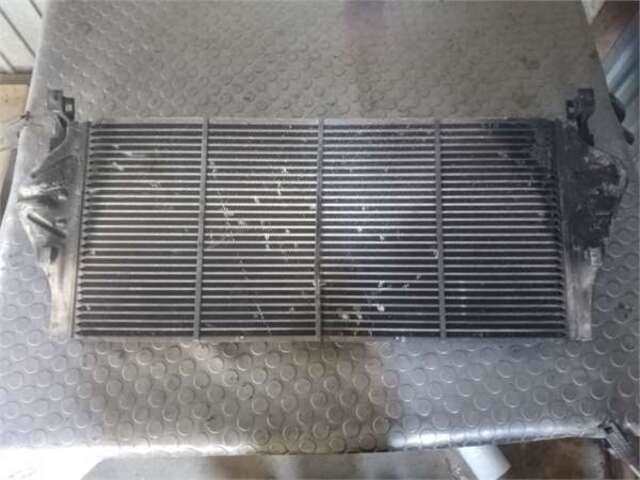 Foto 3ª: Intercooler Renault Laguna 1.9 CONFORT AUTHENTIQUE [1.9 LTR. - 81 KW DCI DIESEL FAP CAT]