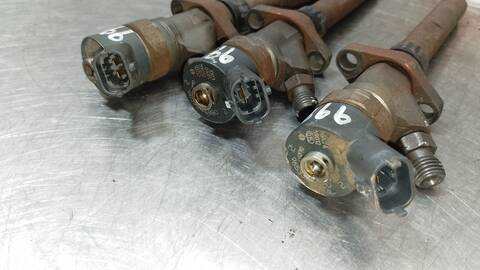 Foto 4ª: Inyectores Citroen C8 2.2 HDI SX 128CV 94KW [4HW] (2005)