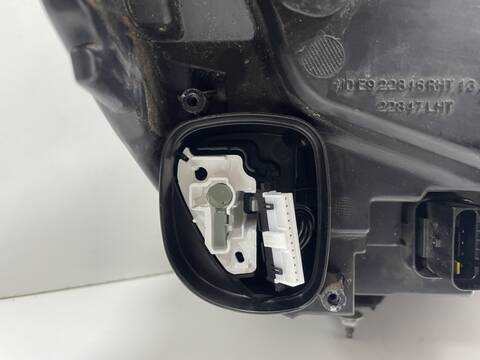 Foto 3ª: Faro Izquierdo Opel Corsa HN05 (2022)