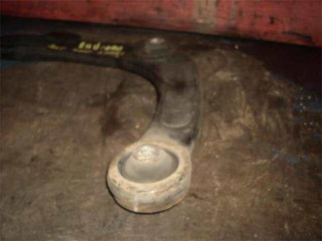 Foto 3ª: Brazo Suspension Delantero Izquierdo Citroen C4 1.6 HDI 90 [9HP (DV6DTED)]