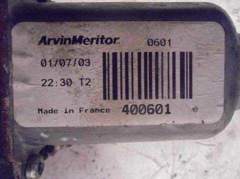 Foto 3ª: Elevalunas Manual Trasero Izquierdo Nissan Primera 1.9 16V TD CAT BERLINA 120CV 88KW [F9Q] (2003)