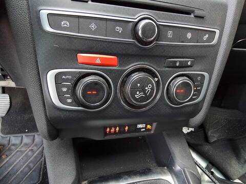 Foto 4ª: Mando Climatizador DS 4 BASIS 120CV 88KW [BH01] (2017)