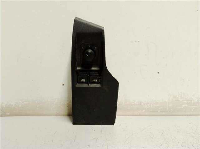 Foto 1ª: Botonera Elevalunas Seat Ibiza 1.0 STYLE GO 2 [1.0 LTR. - 59 KW] [DLA]