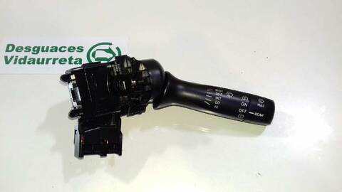 Mando Multifuncion Toyota Yaris BASICO 87CV 64KW