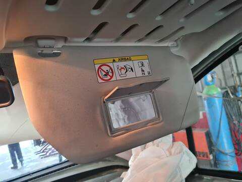 Parasol Derecho Ford Transit COMBI AMBIENTE 101CV 74KW