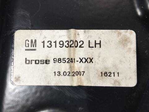 Foto 3ª: Elevalunas Manual Trasero Izquierdo Opel Astra ENJOY 1 16V 140CV [Z18XER] (2006)