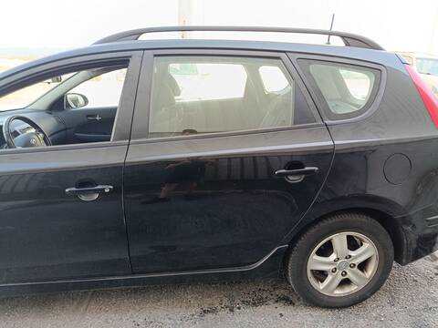 Puerta Trasera Izquierda Hyundai i30 D4FB
