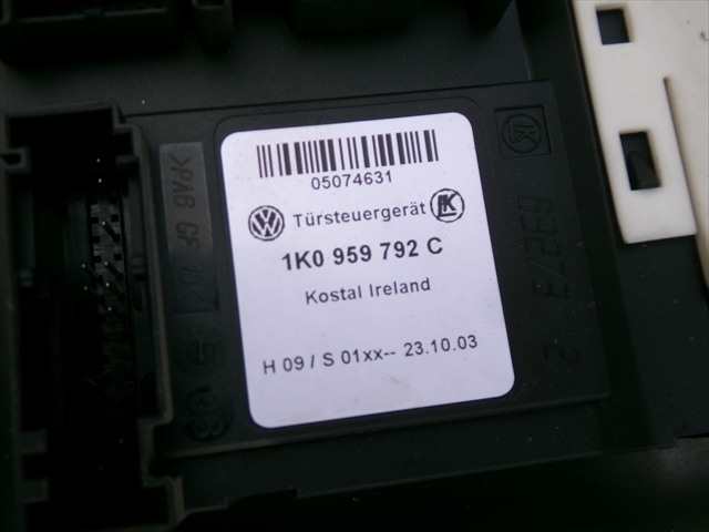 Foto 2ª: Elevalunas Eléctrico Delantero Derecho Volkswagen Golf 1.9 TDI SERIE 5,2004-2008 [BKC] (2004)